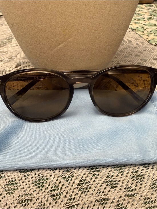 Salvatore Ferragamo Accessories - Salvatore Ferragamo SF911S Round Sunglasses Brown Striped Gray Italy